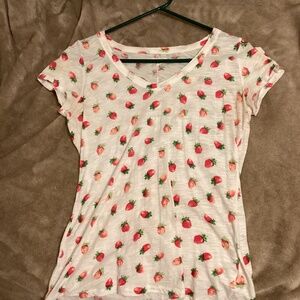 Maison Jules strawberry pattern top size small